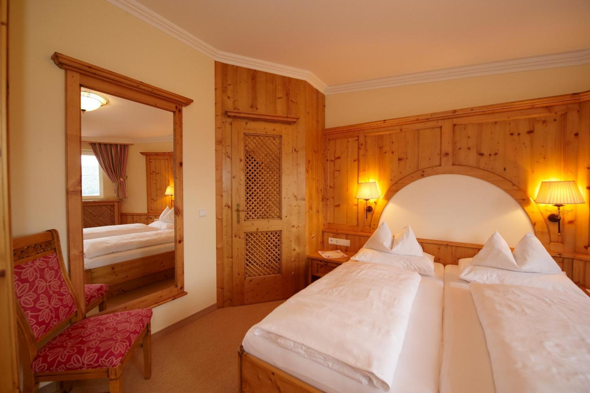 Hotel Ennstalerhof Ramsau am Dachstein Luaran gambar